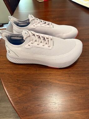 Flux Footwear Adapt Runner